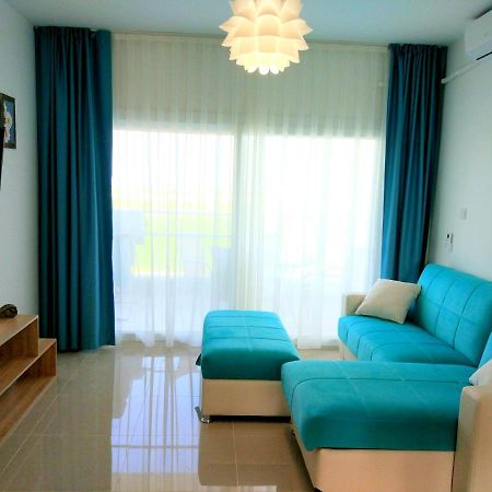 Blue Apartment In 5* Ceasar Resort Trikomo Zewnętrze zdjęcie