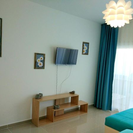 Blue Apartment In 5* Ceasar Resort Trikomo Zewnętrze zdjęcie