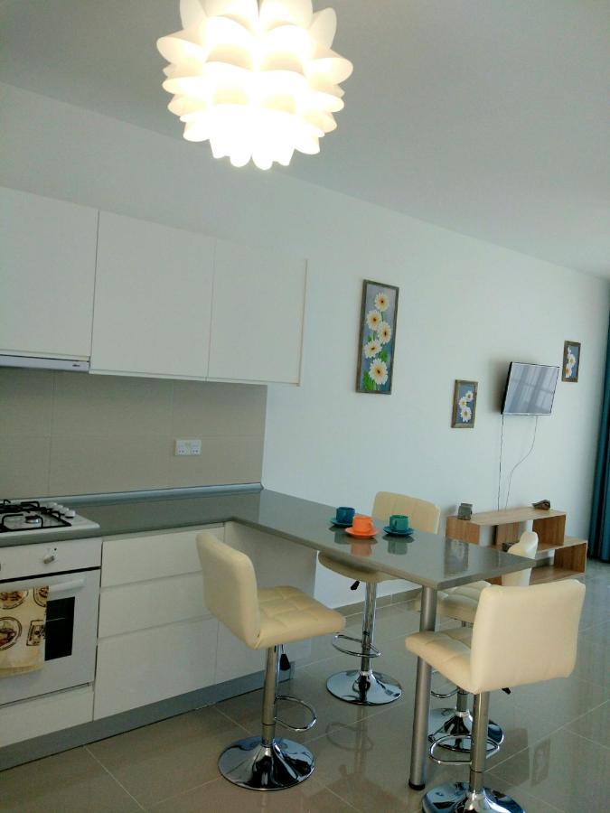 Blue Apartment In 5* Ceasar Resort Trikomo Zewnętrze zdjęcie